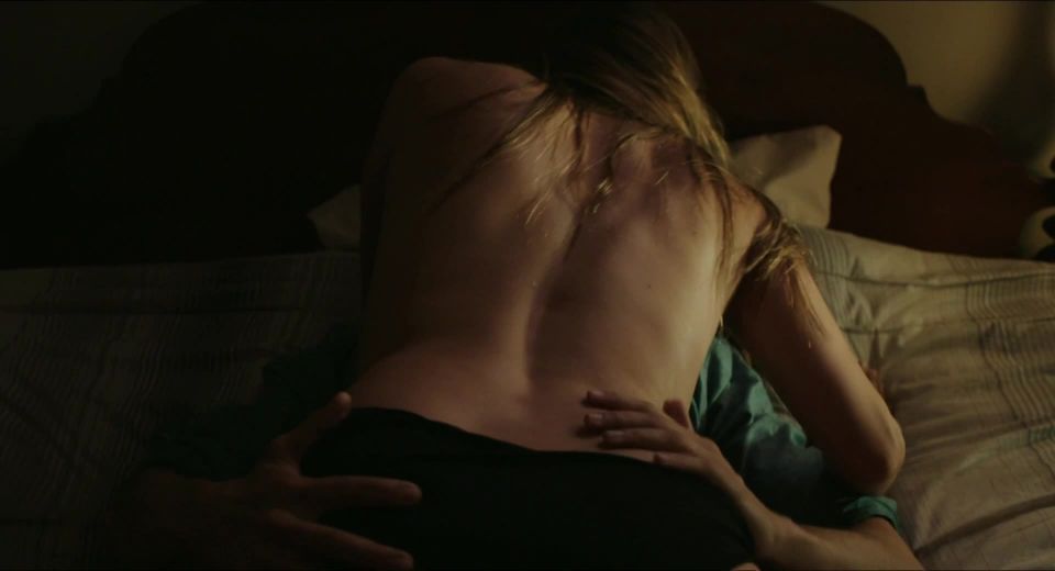 Alice Kremelberg - Almohadas de playa (2014 HD 1080p - (Celebridad porno)