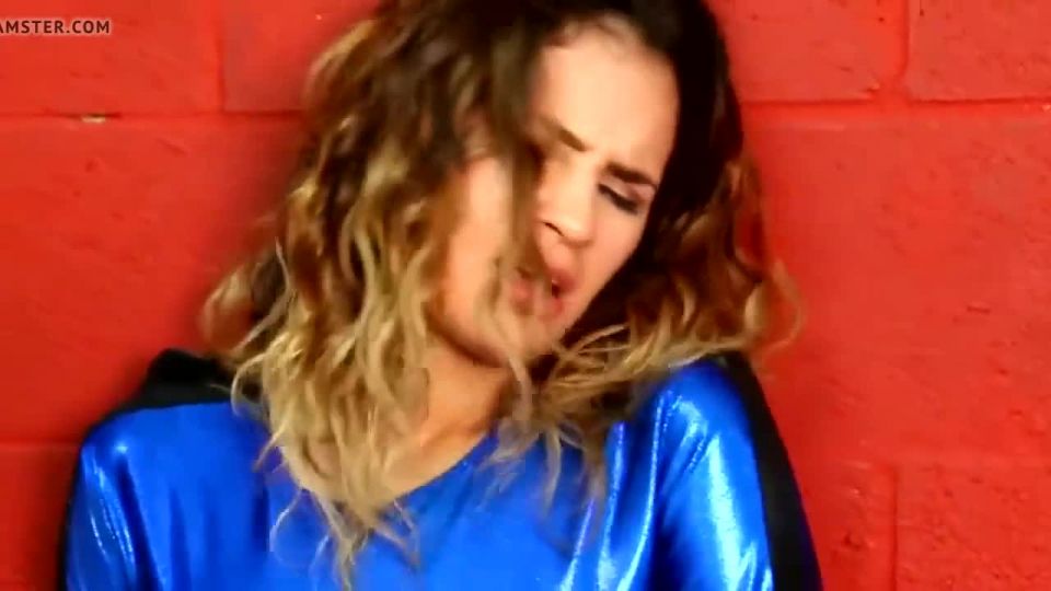 Impervia and Iron Girl Sex Clip Video Porn Download Mp4