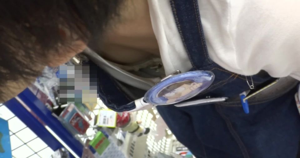 Voyeur – Downbluse 25 – 41p (3)  voyeur  voyeur