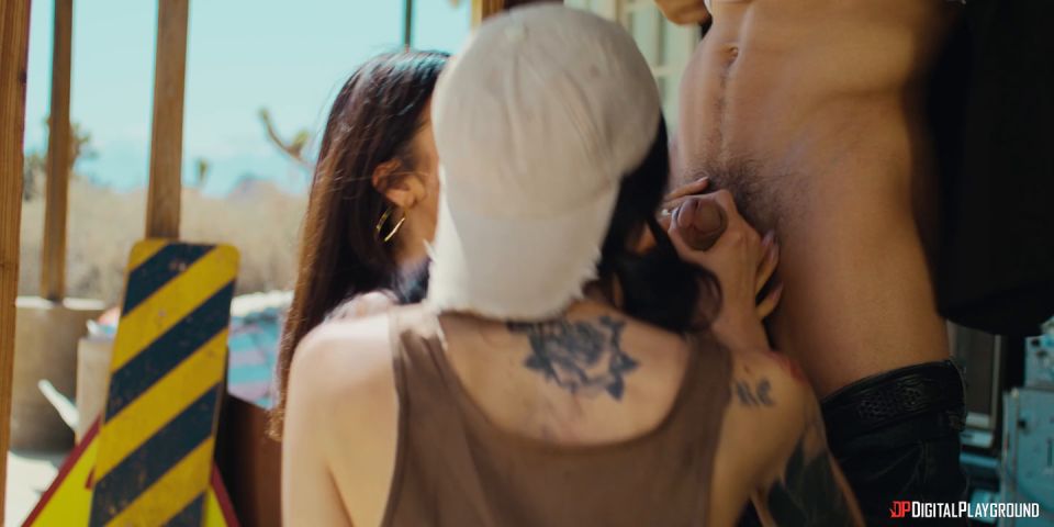 Kylie Rocket Charlotte Pecados - Se busca Episodio 3.