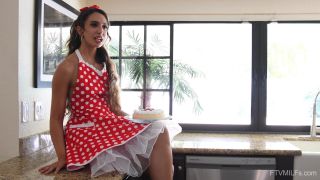 FTVMilfs presenta Angelica – Latina Sweetnes – Easywaing Hotness 6 – 25.08.2020 (MILF porno)