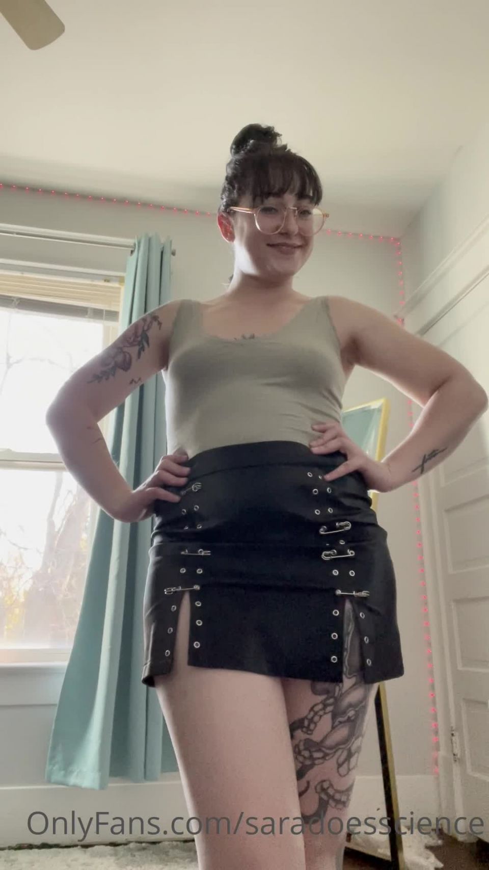 Saradoesscience - mmm i had fun sucking your cockbut im done playing for now do you mind if my friend 08-11-2022