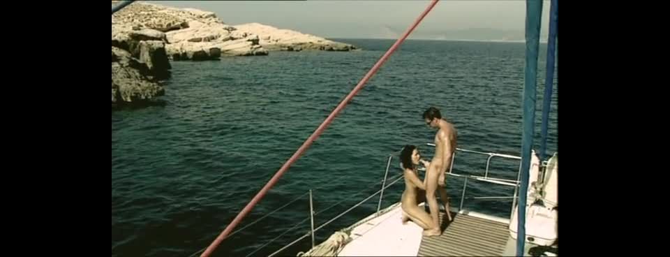 Island Fever, Scene 3