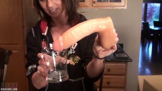 Nikki Sims 2012-2014 2013-12-06 squirting dildo