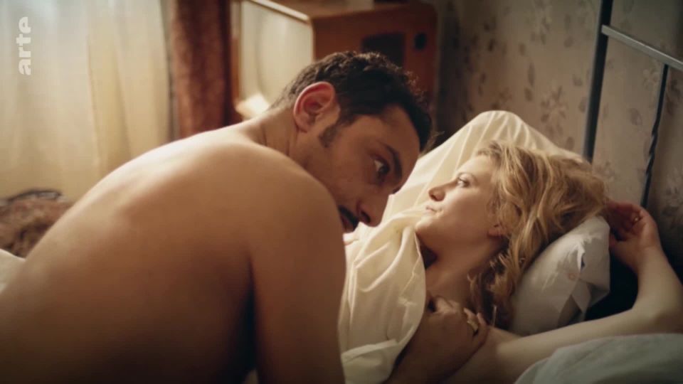 Clea Eden - Devoilees (2018) HD 1080p - [Celebrity porn]