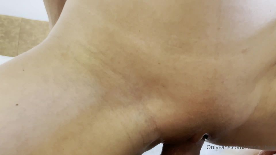 Cassie Del Isla2021-02-23-2039473491