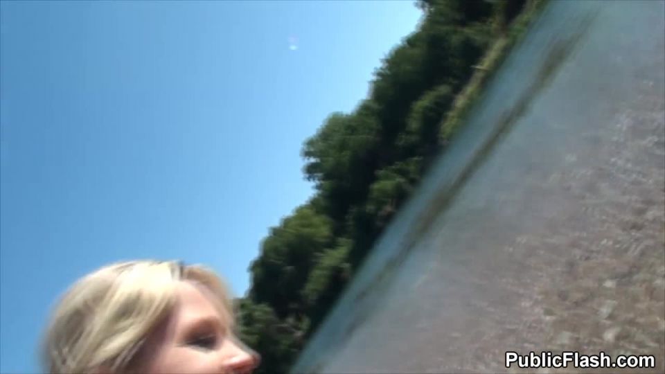 Cutie de República Checa público