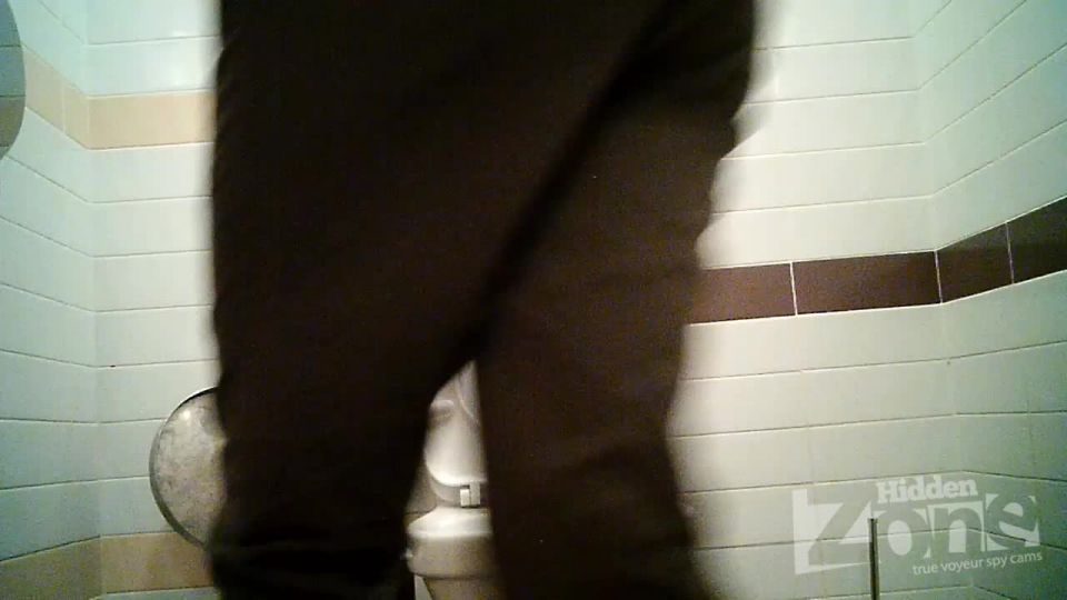 [SiteRip] HiddenZone hz wc 1755