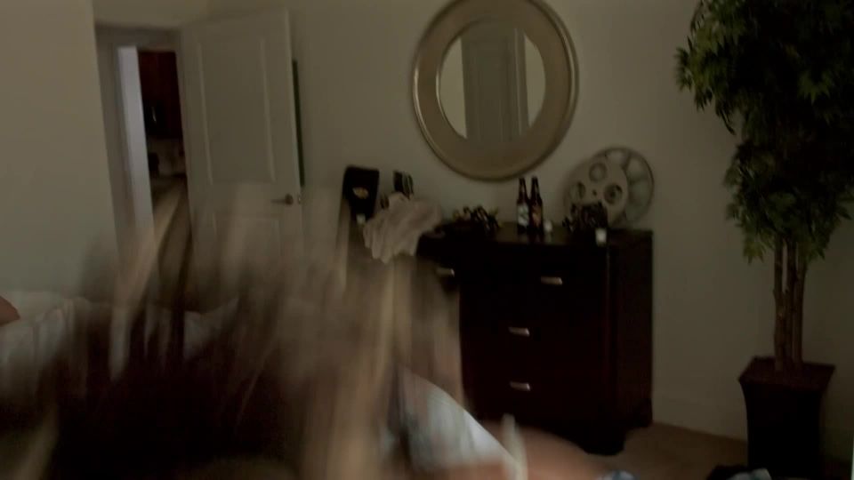 Cristina Lucas Tissot - Billboard (2019) HD 1080p - [Celebrity porn]