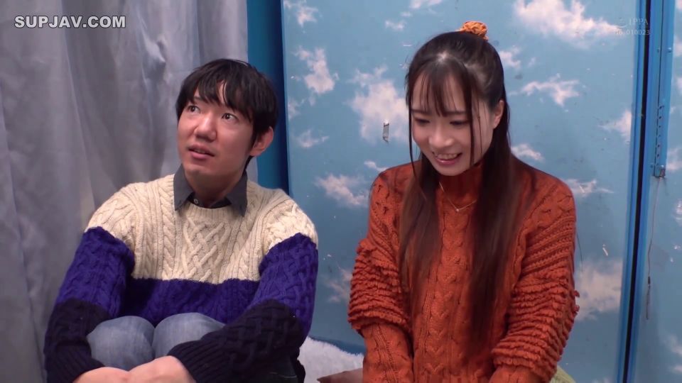 ReducingMosaic SDMM-194 マジックミラー号 服着たままでいいのでマッサージさせてくれませんか！？と声をかけ巷で話題のクイックマッサージを初体験！愛する旦那とはミラー越し30cmの状況で声を我慢すればするほど感じちゃう…本物人妻が我慢できずにスカートの中で不倫SEX