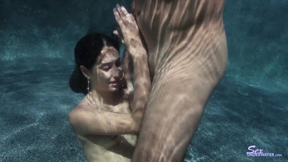 SexUnderwater e0644 Little Fox (mp4)