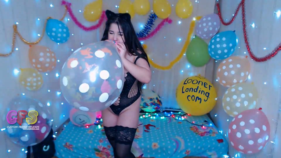 Custom Fetish - Kitten 3 Balloon BiB Blow to Pop HD - Fetish