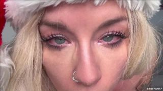 Mia Julia - Die Weihnachtsfee will gefickt werden - Blowjob und Creampie 1080P - Amateur