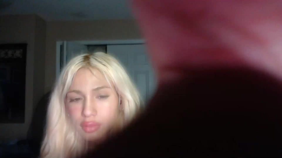 Online Tube Shemale Webcams Video for December 28, 2018 - shemales