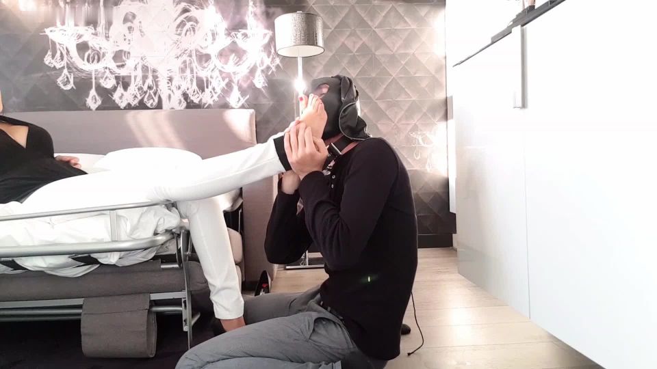 adult video clip 17 Fantastic Goddess Nicole – Gegen Seinen Willen. Sein Stander Macht Ihn Schwach on gangbang xxx heavy rubber fetish