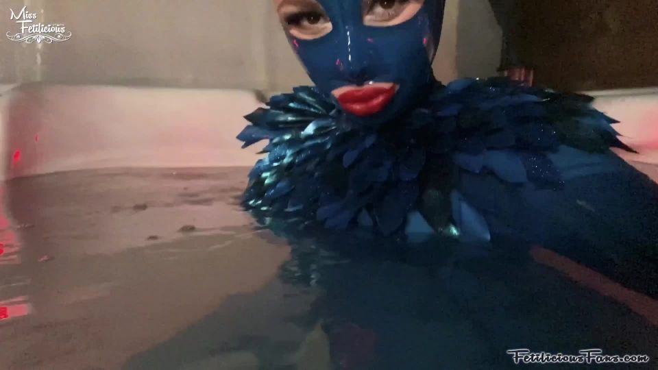 FetiliciousFans SiteRipPt 2Rubber Pool Party