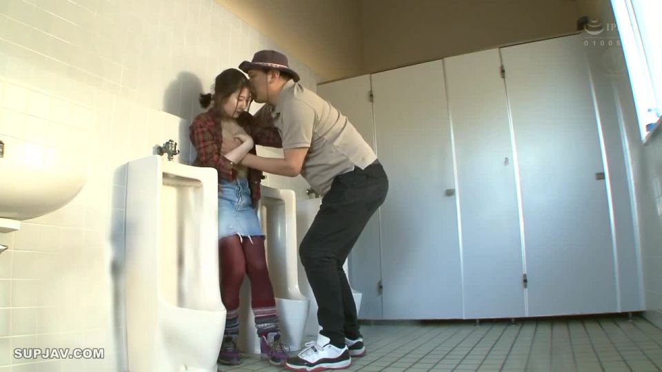 Reducing Mosaic JUQ-017 町内キャンプNTR テントの中で何度も中出しされた妻の【閲覧注意】寝取られ映像 末広純 - JAV