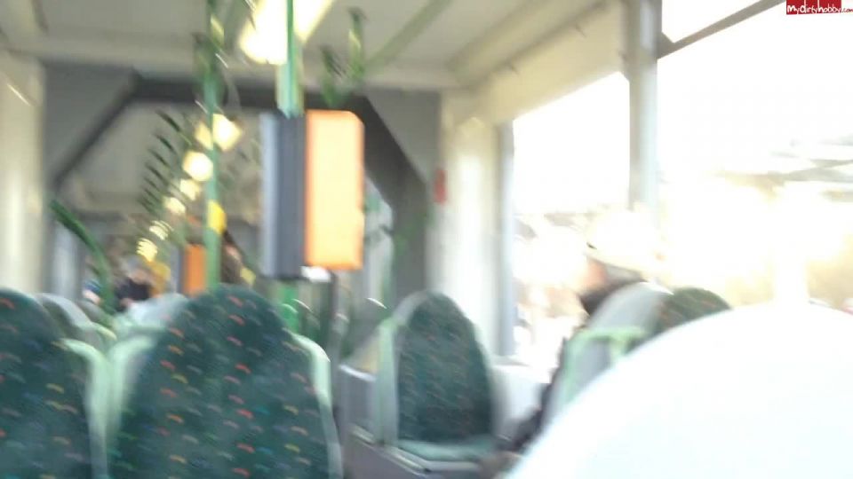 Sweet--Anna - Cameltoe und Blowjob in der Stra?enbahn  on amateur porn amateur chicks