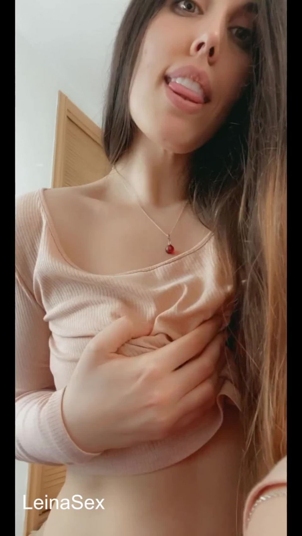 Clips calientes en lencería y masturbándome Marzo 2020_[freefans tv - fresh onlyfans leaks]