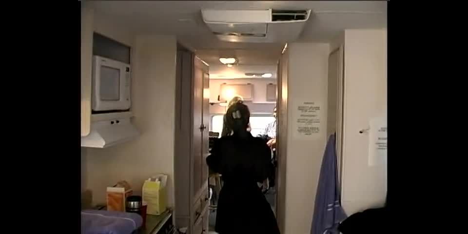 Border Trash, Scene 6