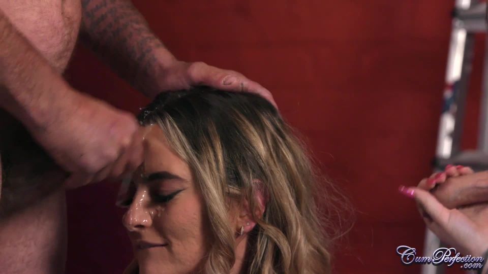 Warehouse Bukkake Video Sex Download Porn