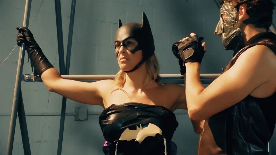 xxx video clip 16 Xplicitfilms – Superheroína Ransom 3 – El más débil - la esclavitud ligera - fetiche femdom porno dedo del pie