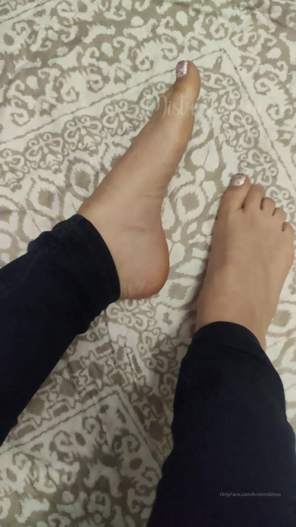 mistressinni  Soles toes .. Yes please - mistressinni - femdom porn danica collins femdom