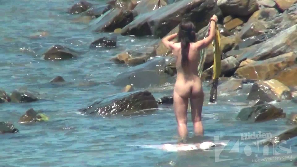 online video 36 Voyeur beach videos,  on voyeur 