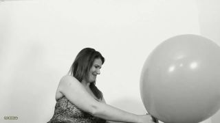 Deutsche Dominaz - Ballonparty 720P - Mdh