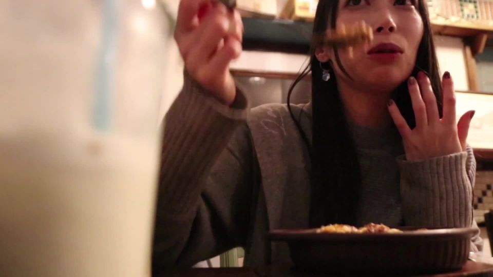 Saeki Yumika HMNF-063 World Bullet Hamedler Emika Viaje de noche / con amor desde la ciudad natal Yumika Saeki - Mujer casada