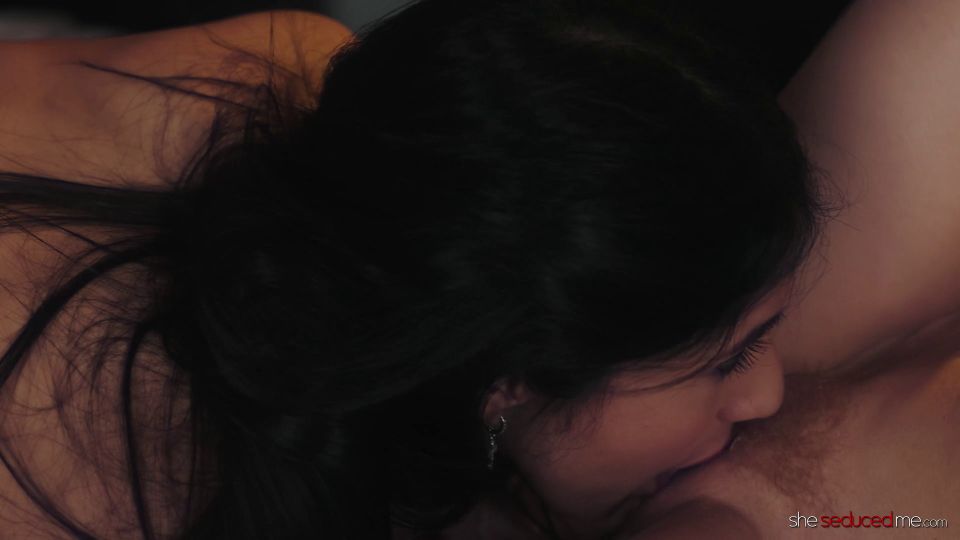 Carmen Valentina Kendra Cole y Penélope Woods [05.06.24] [10...