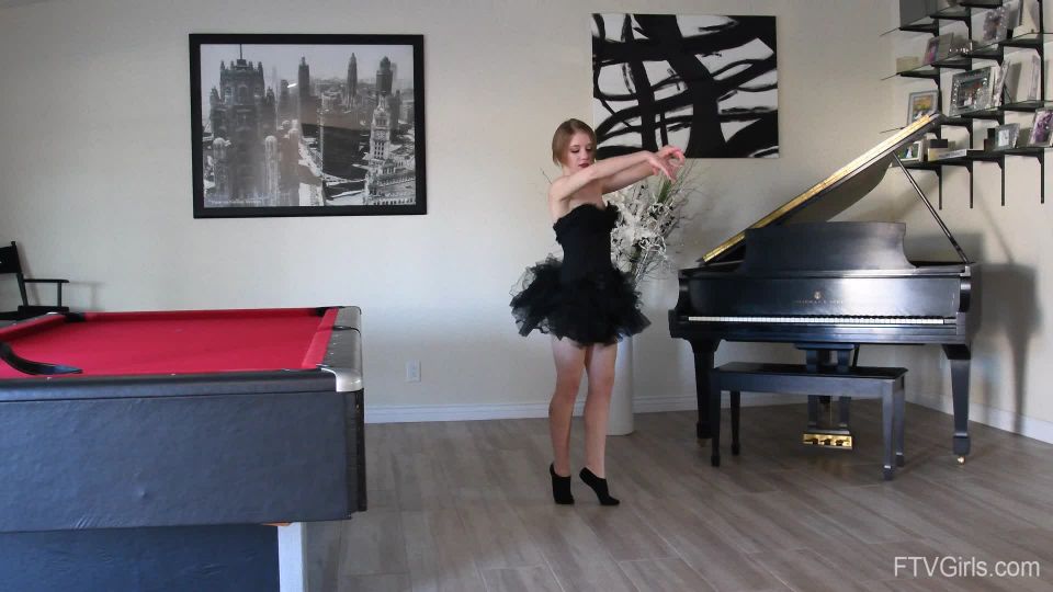 xxx video clip 12 – Dakota – Teen’s Hidden Talents – Surprisingly Gifted  07 on teen 