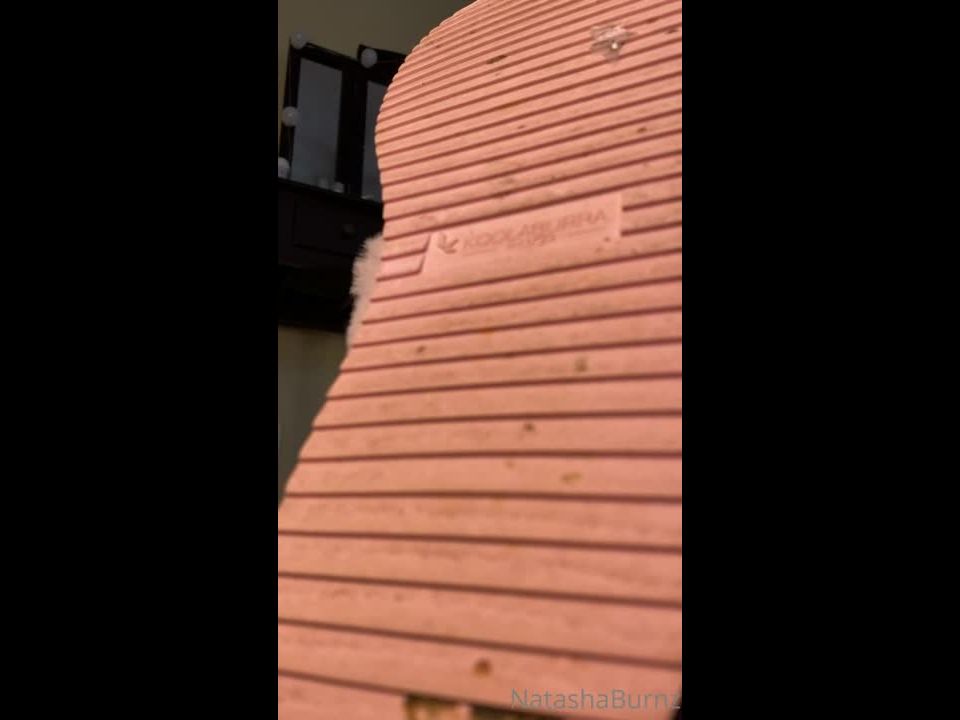 online video porno 35 Quiero que lames Mis zapatillas Limpiar Entonces Mis Soles – DIOSDESS TALL TASHA - diosa tasha alta - fetiche porno lelu amor femdom