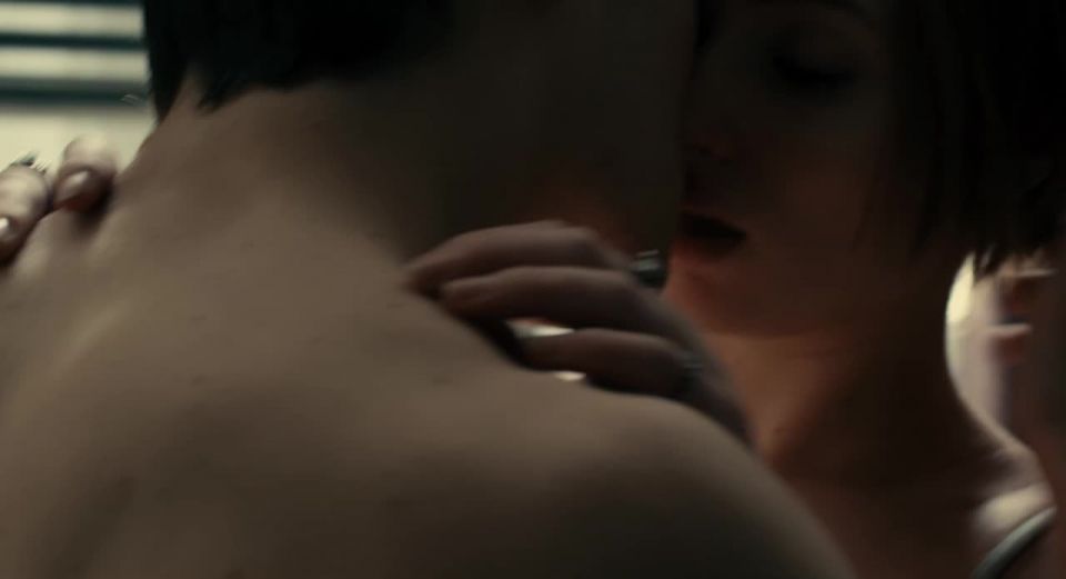 Sophie Turner – Otro Me (2013) HD 720p - (Celebridad porno)