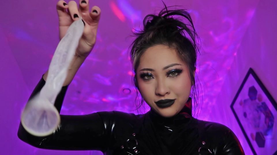 ClaudiaHon H265 2023-01-31 - Clean My Used Condoms