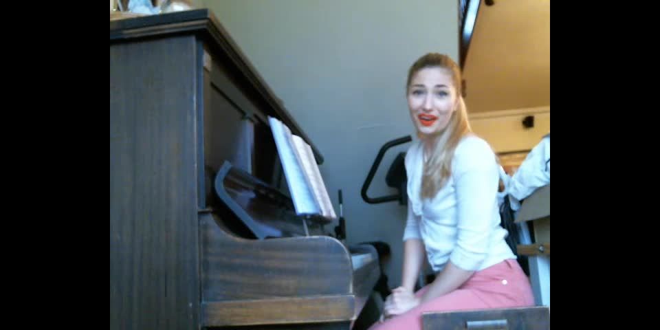 clip 9 Stephanie Bonham Carter – Piano September - lipstick - fetish porn fetish fanatic