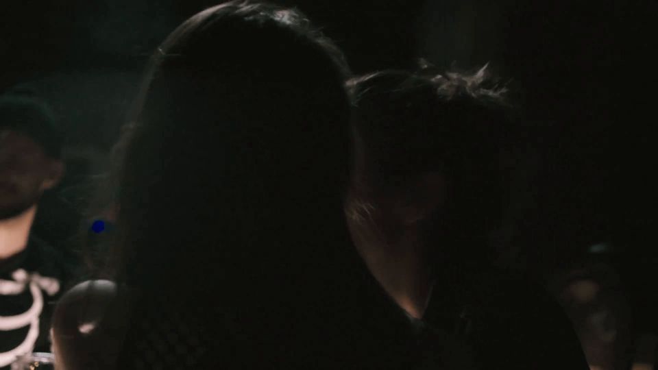 Emily Piggford, Dayle McLeod - That's My DJ s02e07 (2017) HD 1080p - (Celebrity porn)