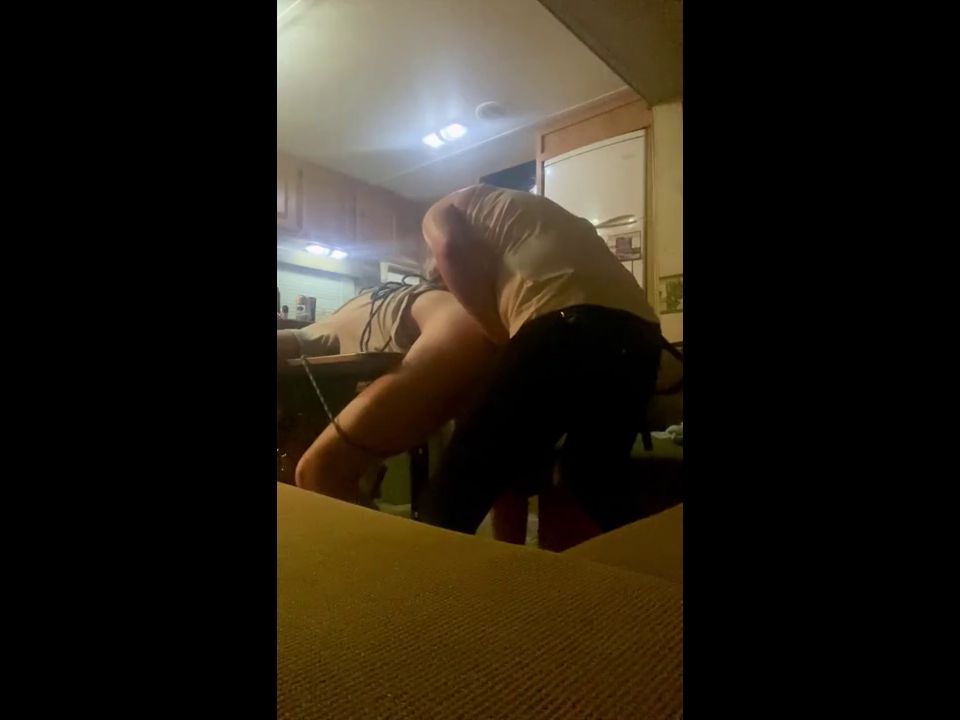 Juguetes sexuales Señora áspera vinculación atado abajo a la mesa