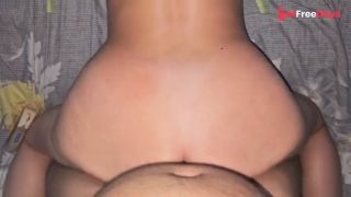 unshaven pussy twerks on dick