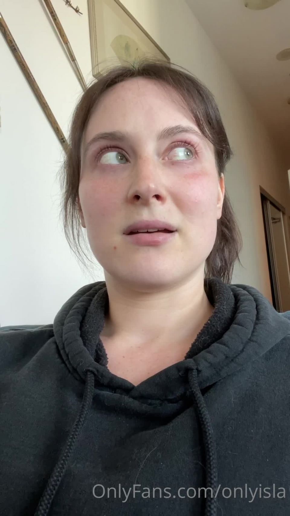 Isla D - onlyisla () Onlyisla - una actualización no muy grande con tetas y tristeza 30-07-2021