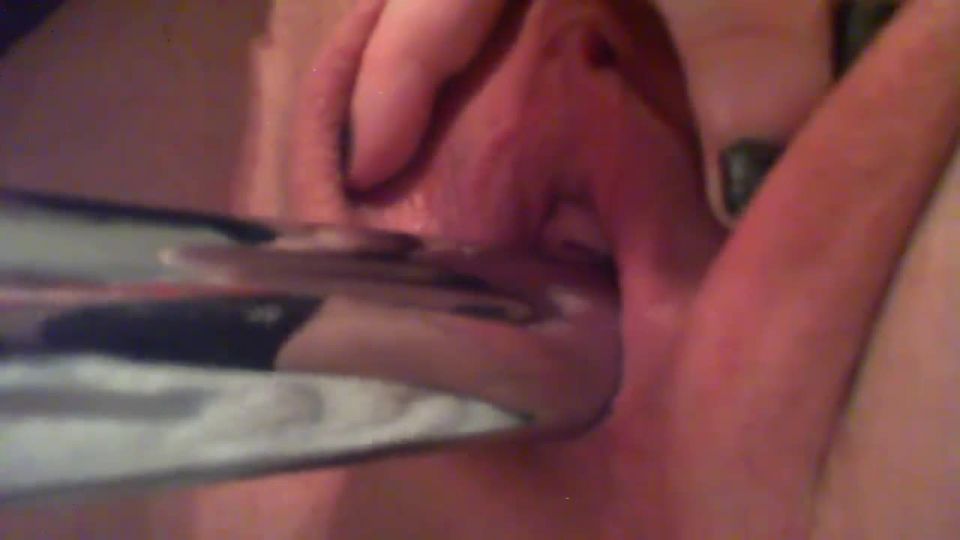 113091 Vibing and squirting.