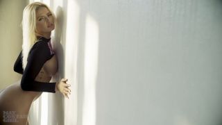 Poppy - Poolside Princess Ultra HD 2K/1440p 14-09-2024 - Download Porn - Teen