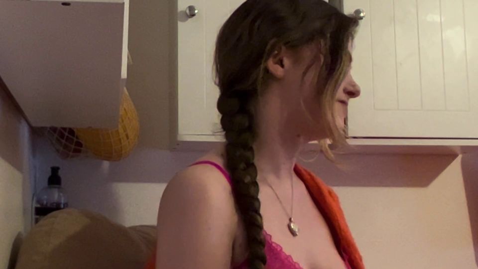 [ManyVids] Longhairluna Manyvids.23.08.01.Longhairluna.Cheating.With.Your.Dealers.Gf 