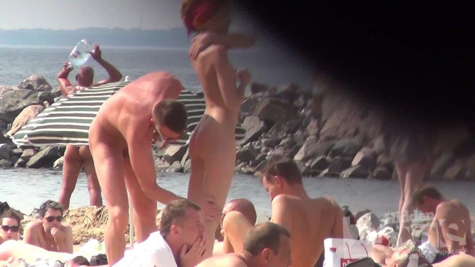 clip adulto en línea 11 Camera Beach 1971 en webcam