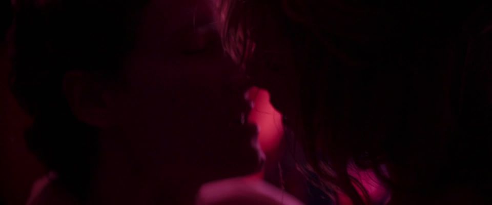 Marie-Josee Croze, Axelle Laffont, Virginie Ledoyen - MILF (2018) HD 1080p!!!