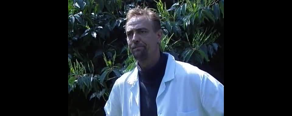 Jennifer Loca – (Goldlight) – Hospital Rescue / Hospital: Fick mich, Schwester / La Clinica di Joy, 2on1, 384p, 2000 | outdoor | brunette