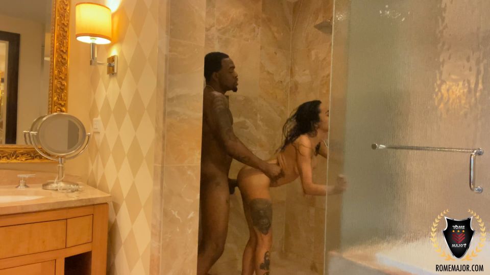 [K2S.CLUB] Ava Valentina - Ava's Shower Fuck & Facial! - 4K 2160P