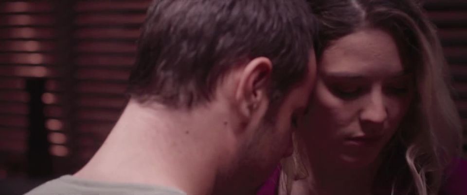 Zoe Grisedale - En un latido del corazón (2014) HD 720p!!!