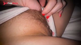A charming 18 years old virgin never shaved her pussy before loosing virginity
