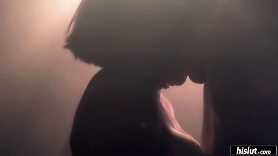 6255 Gigi Love And Valentina Bianco Host A Fuck Party In    